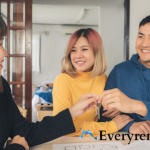 featured-what-are-the-advantages-and-disadvantages-of-hiring-a-property-rental-agent-singapore-everyrent-singapore