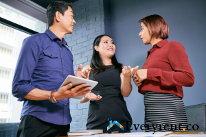 show-high-professionalism-what-are-the-advantages-and-disadvantages-of-hiring-a-property-rental-angent-in-singapore-property-rental-agent-everyrent-singapore